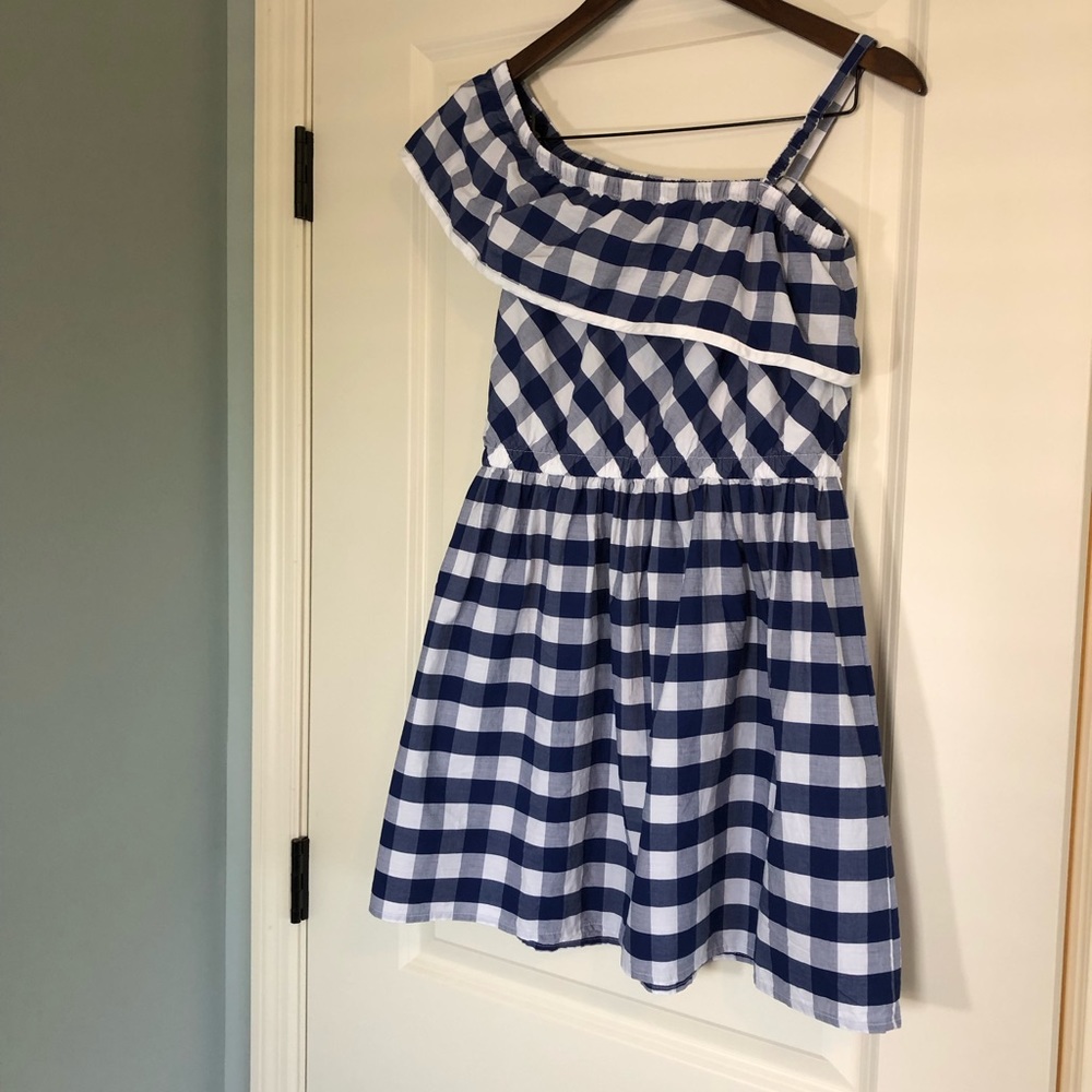 Nautica. One Shoulder Ruffle Dress. Off shoulder. Size 12/14 Girls Large